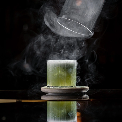 Smoky green cocktail at the Dans le Noir ? restaurant