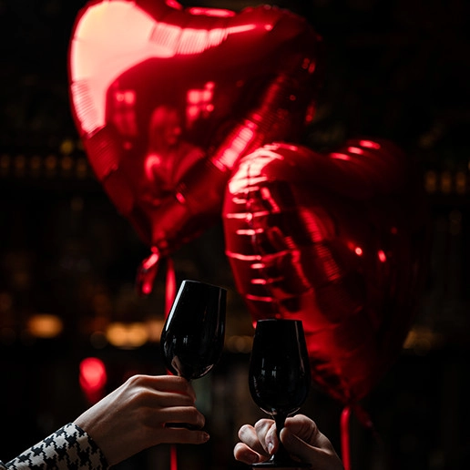 Couple celebrating Valentine’s Day at the Dans le Noir ? restaurant